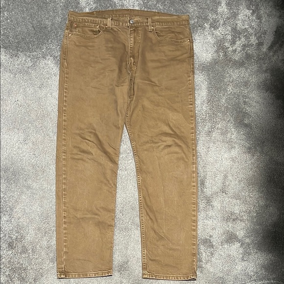 Men’s Levi’s 502 Taper Pants Size 38x32 Brown - Picture 1 of 7
